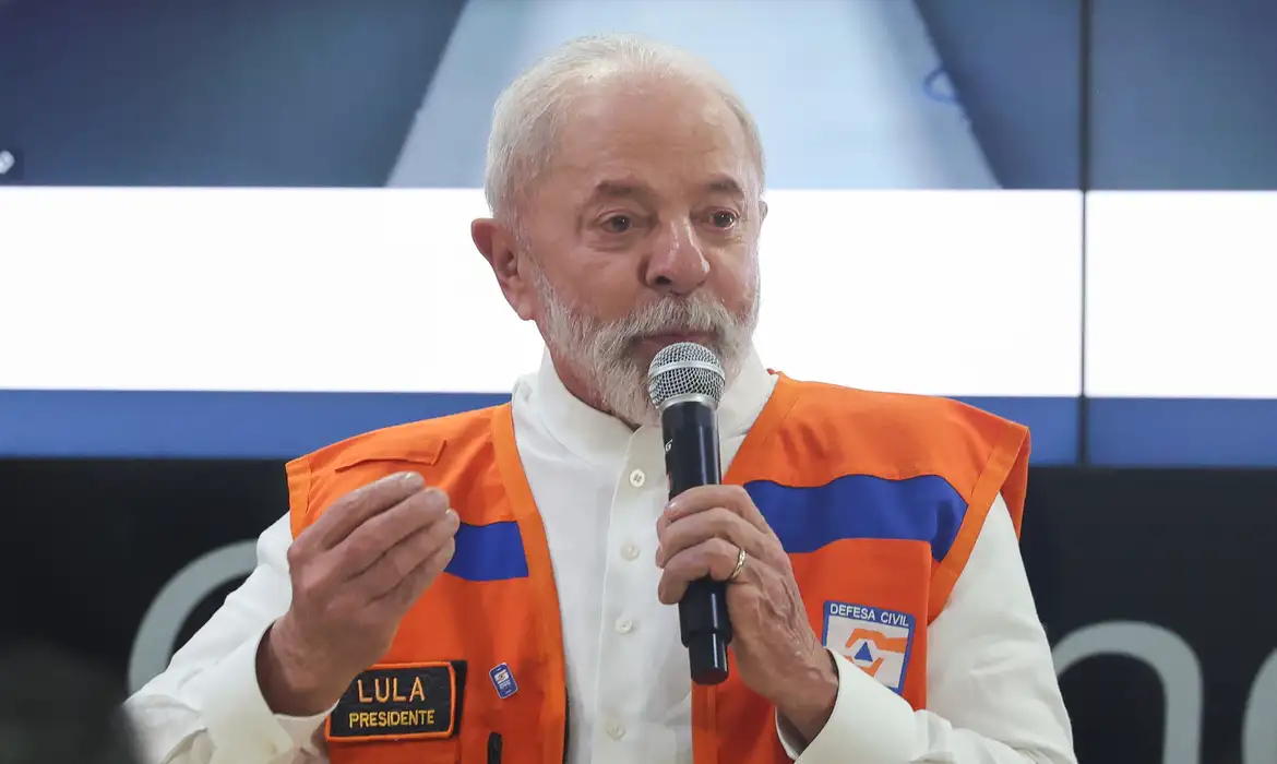 You are currently viewing Lula lamenta morte de oito pessoas em queda de balão em Santa Catarina