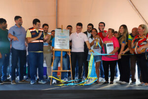 Read more about the article Prefeito David Almeida entrega minivila olímpica Jair Sampaio, uma das mais completas da rede esportiva de Manaus
