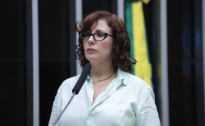 Read more about the article PF pede inclusão de Zambelli na lista de procurados da Interpol