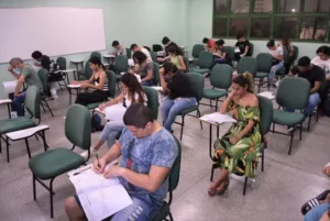 Leia mais sobre o artigo UEA abre mais de 3,7 mil vagas para vestibular 2026 com curso inédito de Inteligência Artificial