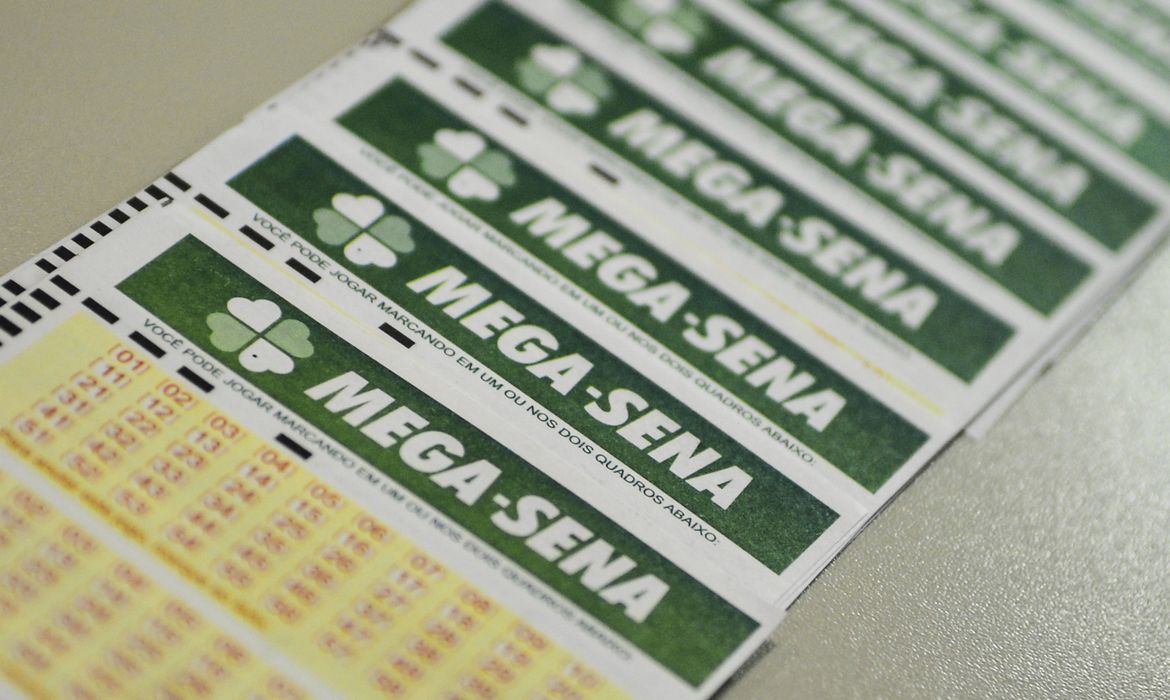 No momento, você está visualizando Mega-Sena sorteia nesta terça-feira prêmio acumulado em R$ 110 milhões