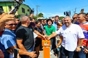 Leia mais sobre o artigo Prefeito David Almeida dá início ao mutirão de obras de infraestrutura no bairro Colônia Antônio Aleixo