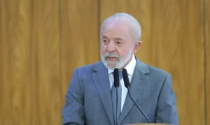 Read more about the article Lula: governo vai recorrer à OMC contra tarifas dos Estados Unidos