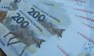 Read more about the article Ipea: mais ricos deveriam pagar 14% para igualar à classe média