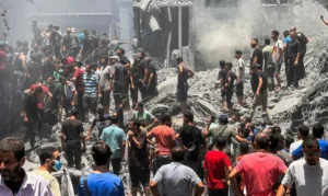 Read more about the article Ao menos 20 pessoas, incluindo crianças, morrem hoje em ataque a mercado de Gaza