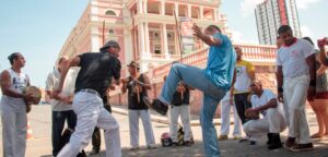 Read more about the article Capoeira é reconhecida como esporte no AM e valoriza herança cultural