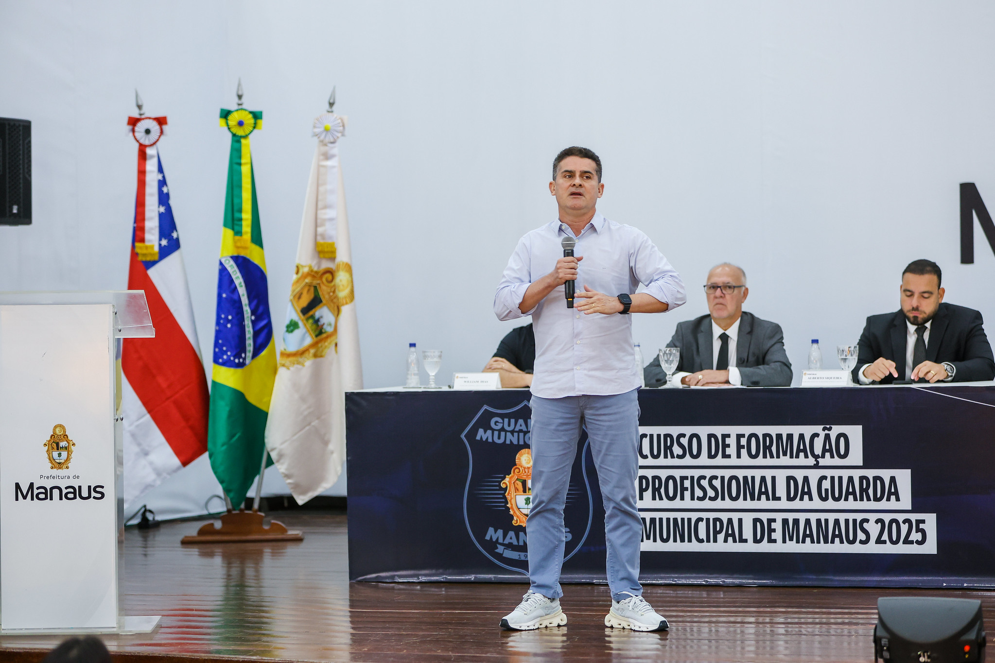 No momento, você está visualizando David Almeida dá início ao ‘2º Curso de Formação Profissional da Guarda Municipal de Manaus