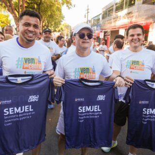 David Almeida lança faixa liberada na avenida Getúlio Vargas e resgata área de convivência para famílias no centro de Manaus