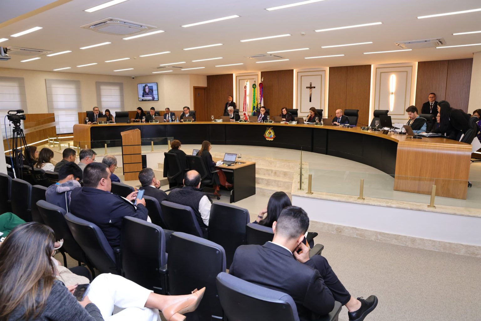 No momento, você está visualizando ​TCE-AM determina devolução de R$ 2,7 milhões por ex-prefeito de Atalaia do Norte