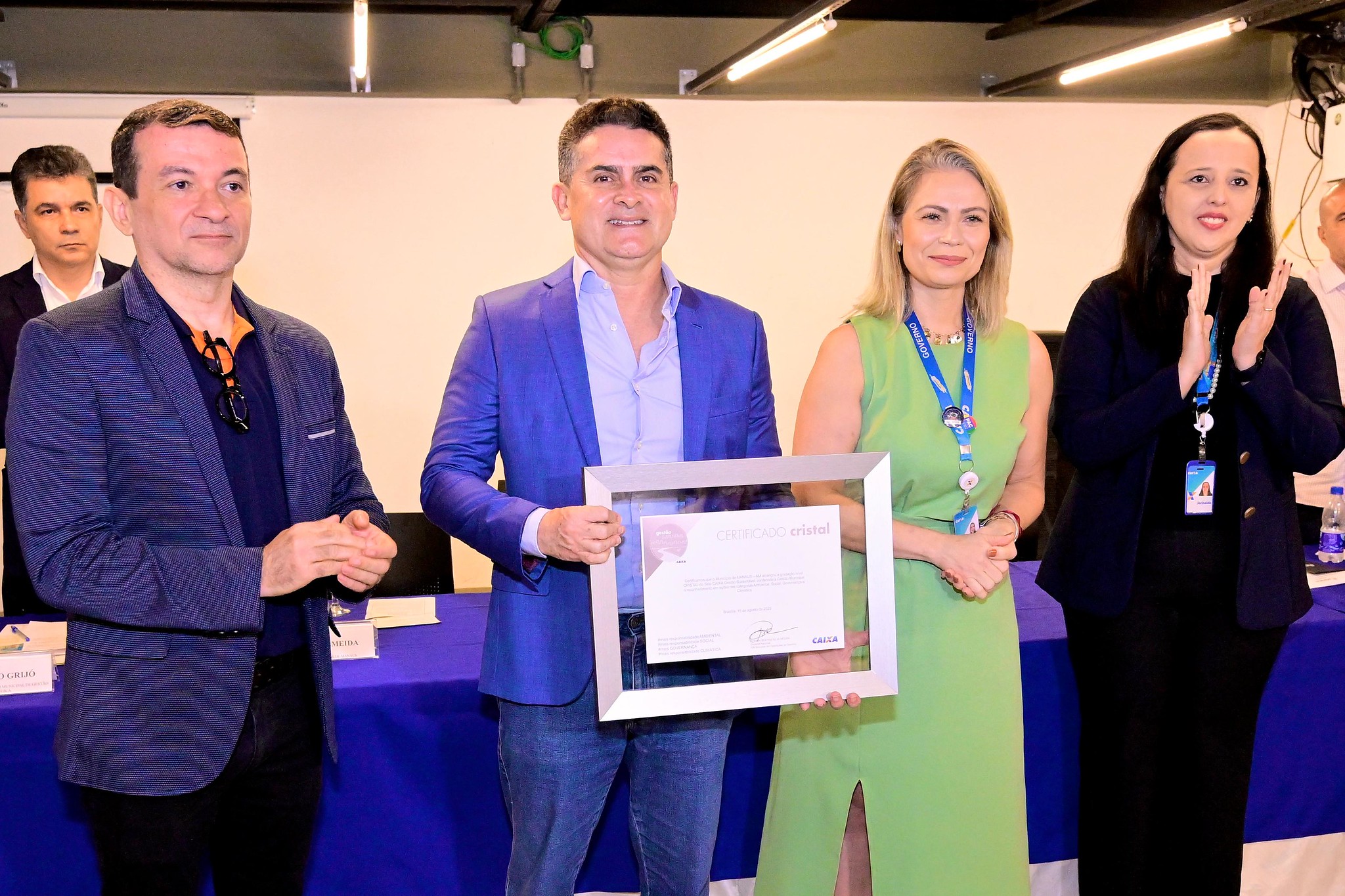 No momento, você está visualizando David Almeida recebe ‘Selo Caixa Gestão Sustentável’ por boas práticas de governança e responsabilidade socioambiental da gestão municipal