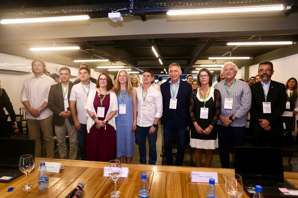 No momento, você está visualizando David Almeida abre o maior encontro de planejamento urbano do Brasil e defende soluções integradas para os desafios das cidades