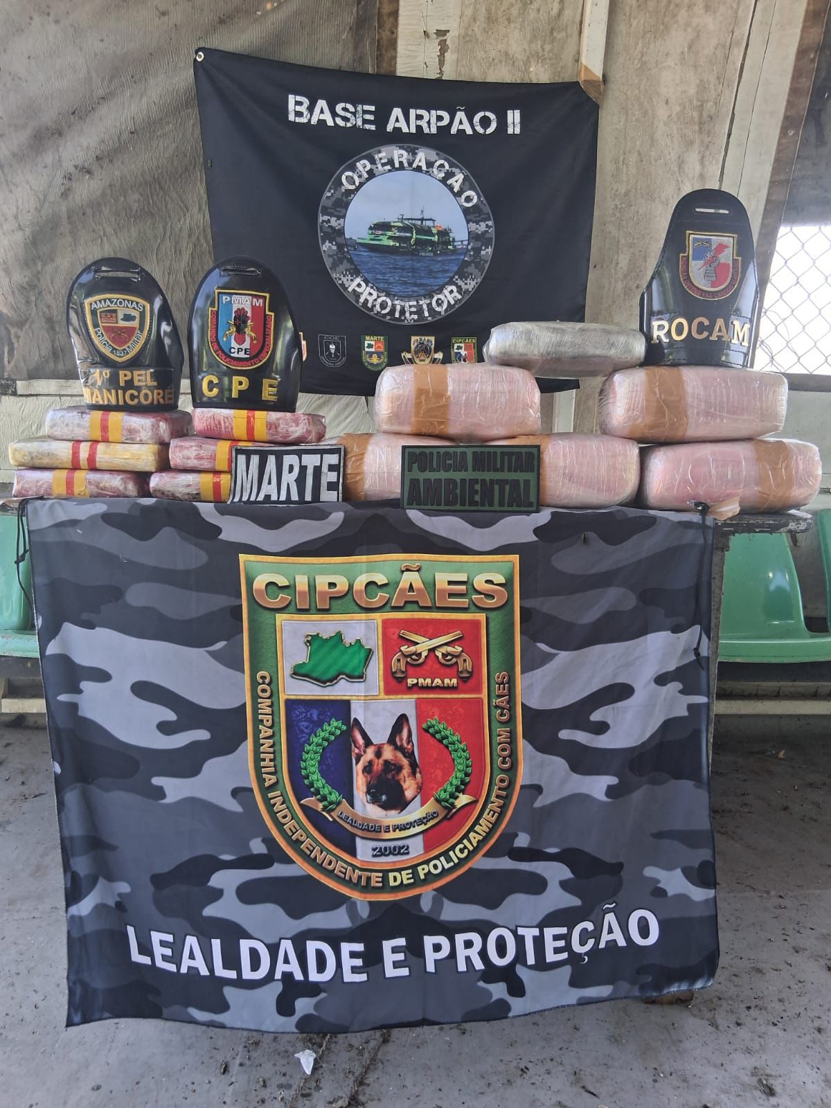 No momento, você está visualizando Base Arpão 2: PMAM apreende droga avaliada em R$ 500 mil e prende dois homens