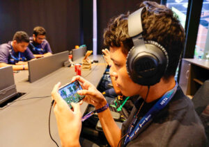 Leia mais sobre o artigo Prefeitura abre inscrições para espaços Sou Gamer e Sou Geek no ‘#SouManaus 2025’