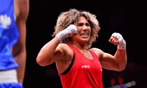 Leia mais sobre o artigo Rebeca Lima é campeã mundial de boxe em Liverpool