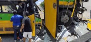 Leia mais sobre o artigo Acidente entre micro-ônibus e carreta deixa 11 feridos na Zona Norte de Manaus
