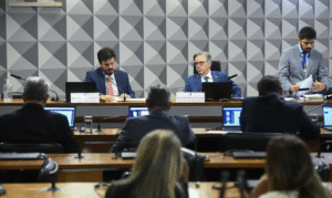 Leia mais sobre o artigo Tarifa social de energia elétrica é aprovada em comissão do Congresso