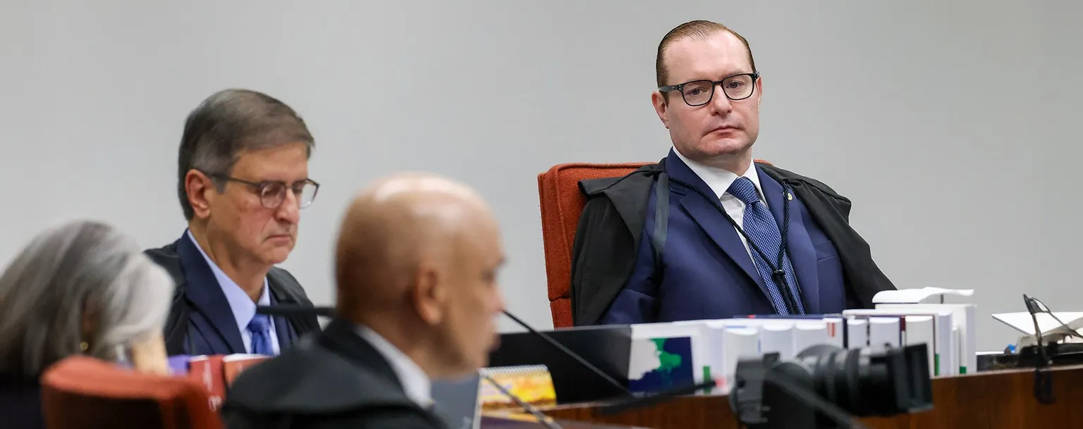 No momento, você está visualizando STF retoma julgamento de Bolsonaro com sustentações orais das defesas