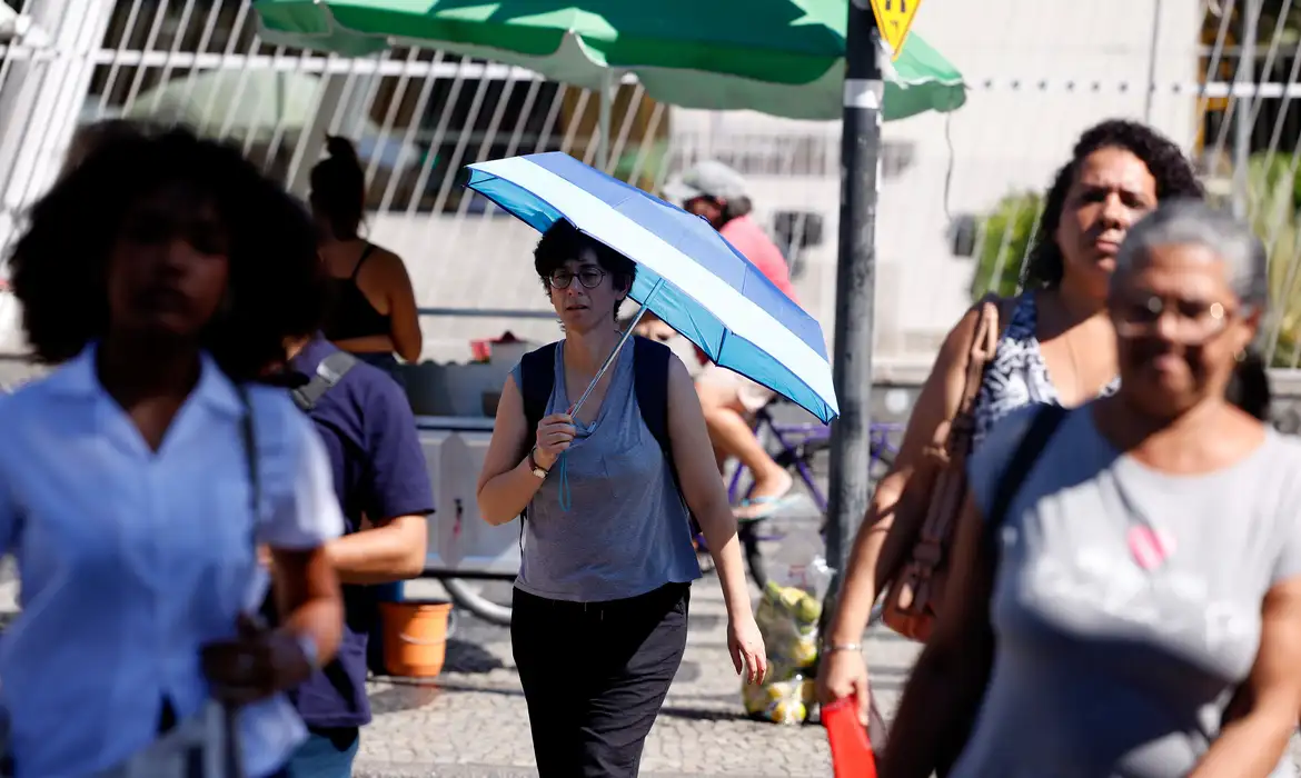 No momento, você está visualizando Mortes causadas pelo calor podem dobrar e afetar principalmente idosos