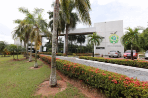 Leia mais sobre o artigo Parecer recomenda reprovação das contas do Governo do Amazonas de 2017 por irregularidades em três gestões
