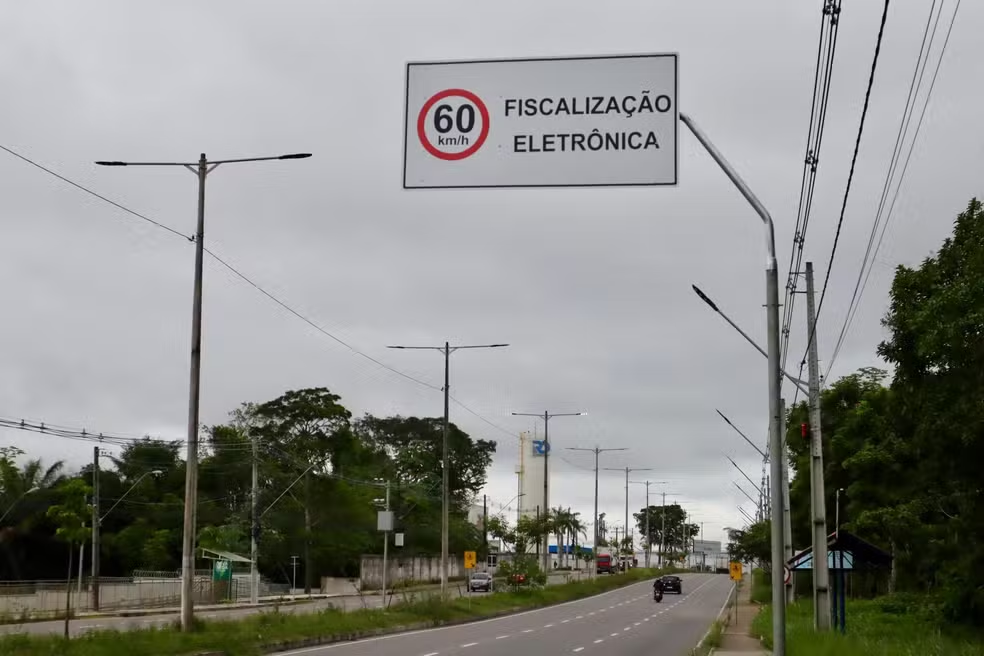 No momento, você está visualizando Manaus terá 20 novos radares, incluindo modelo que monitora tráfego de veículos pesados