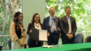 Leia mais sobre o artigo Programa oferece bolsas para indígenas estudarem parte do doutorado na França