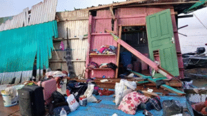 Leia mais sobre o artigo MP denuncia condutor de balsa que colidiu com casas e matou quatro pessoas no interior do AM