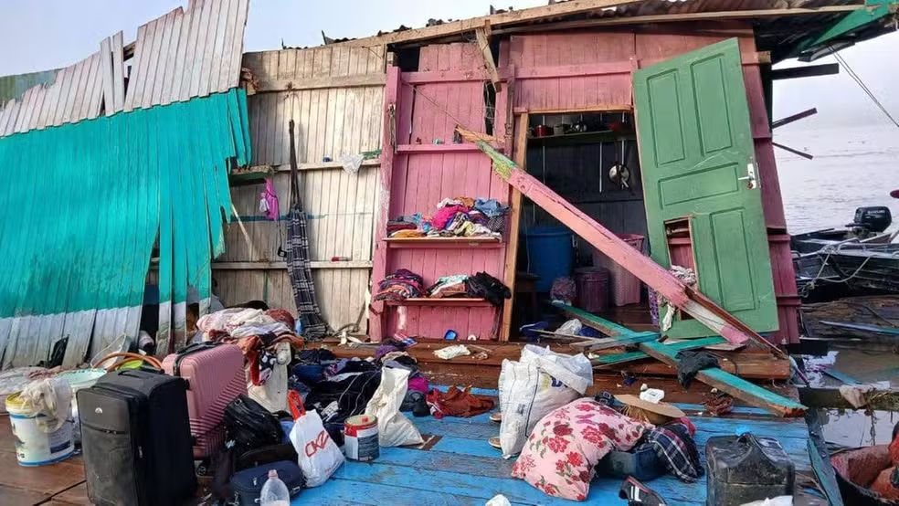 No momento, você está visualizando MP denuncia condutor de balsa que colidiu com casas e matou quatro pessoas no interior do AM