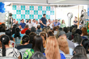 Leia mais sobre o artigo Vice-prefeito Renato Junior reinaugura escola municipal Nossa Senhora da Paz após reforma esperada há 20 anos