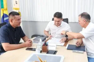 Leia mais sobre o artigo Prefeito David Almeida anuncia edital de concurso da Semmas com 30 vagas