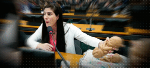 Leia mais sobre o artigo Proposta que dificulta aborto em crianças viola direitos constitucionais, aponta criminalista