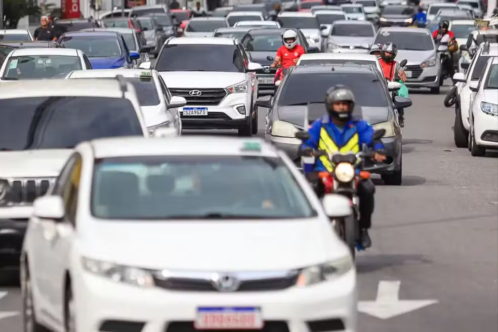 No momento, você está visualizando Nova lei que reduz IPVA em 50% é sancionada no Amazonas; saiba o que muda