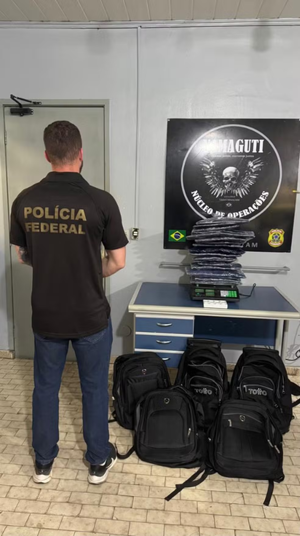 No momento, você está visualizando Colombianos são presos suspeitos de carregar mais de 20 kg de cocaína em aeroporto do AM