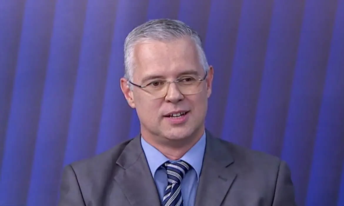 No momento, você está visualizando Prisão de militares revela amadurecimento democrático, diz historiador