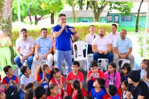 Leia mais sobre o artigo Prefeito de Manaus reabre parque ‘Cidade da Criança’ e anuncia instalação de praça molhada e creche no espaço