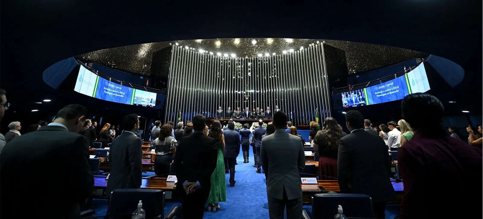 No momento, você está visualizando Redução da escala 6×1: PEC das 36 horas avança no Senado e pressiona governo