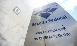 Leia mais sobre o artigo Receita nega taxação de transações financeiras a partir de R$ 5 mil