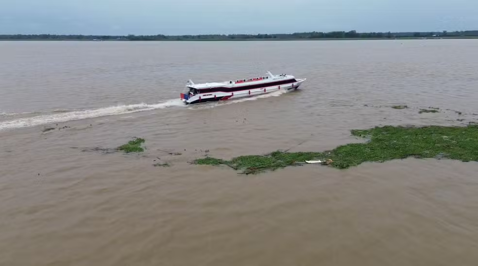 No momento, você está visualizando Rio Solimões seca em diferentes cidades do Amazonas mesmo em período de cheia