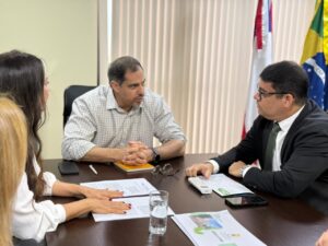 Leia mais sobre o artigo Procon Manaus firma acordo de cooperação com a Defensoria Pública para combater o superendividamento