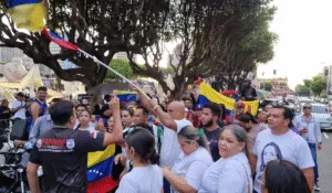 Leia mais sobre o artigo Esperança, medo e incerteza: captura de Maduro repercute no Amazonas, 2º estado com mais venezuelanos no país