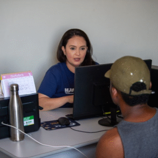 Balanço 2025: Cresce em 41,8% os atendimentos realizados pela Sejusc à população em situação de rua em Manaus