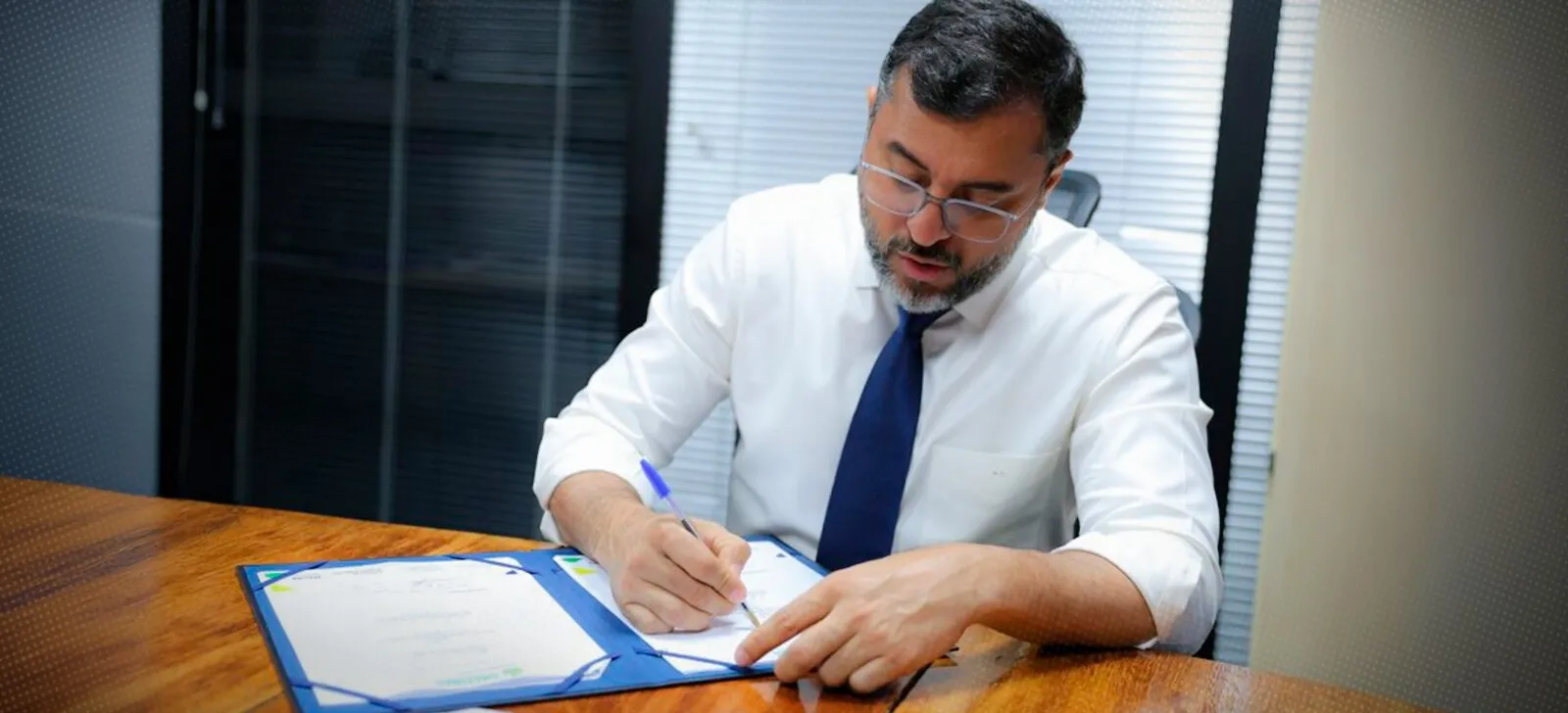 No momento, você está visualizando Governador do AM sanciona lei que adota regras mais rígidas para controle de emendas