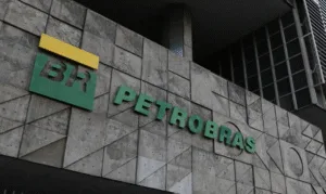 Leia mais sobre o artigo Petrobras assina acordo para produzir diesel S10 para a Vale