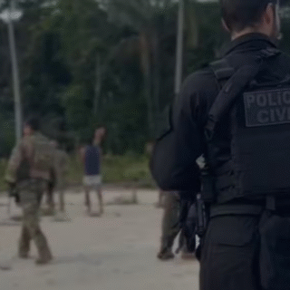 Operação Iara cumpre mandados e mira transporte de drogas entre Amazonas e Pará