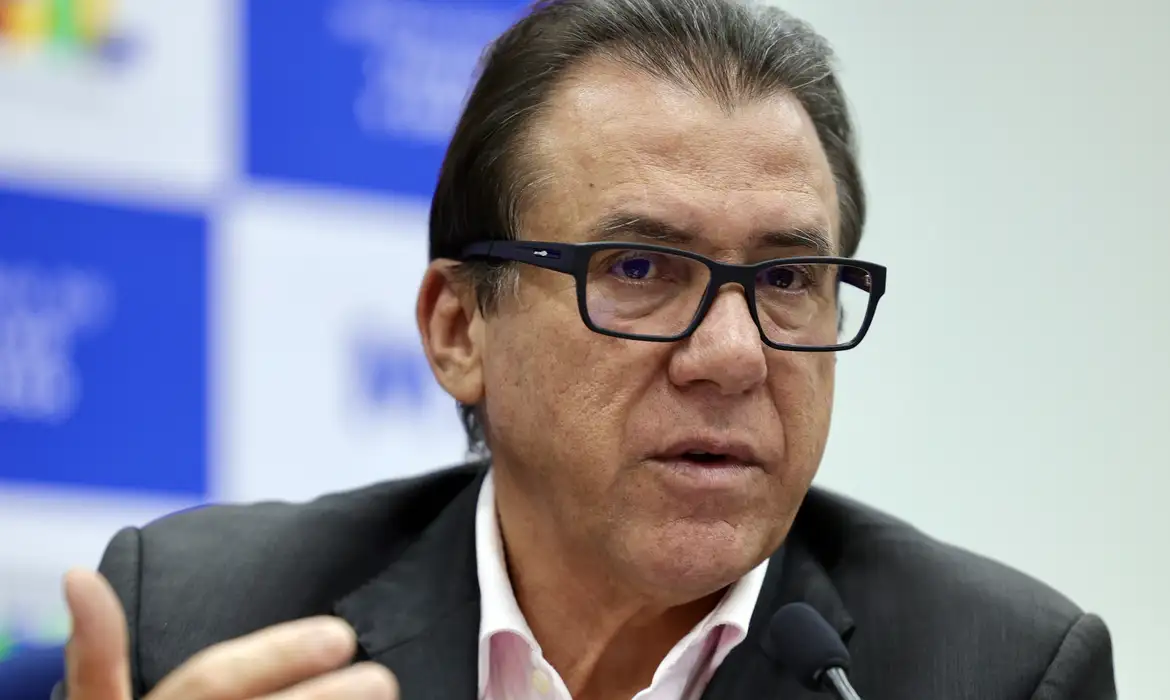 No momento, você está visualizando Marinho diz que juros pesaram mais que tarifaço no emprego em 2025