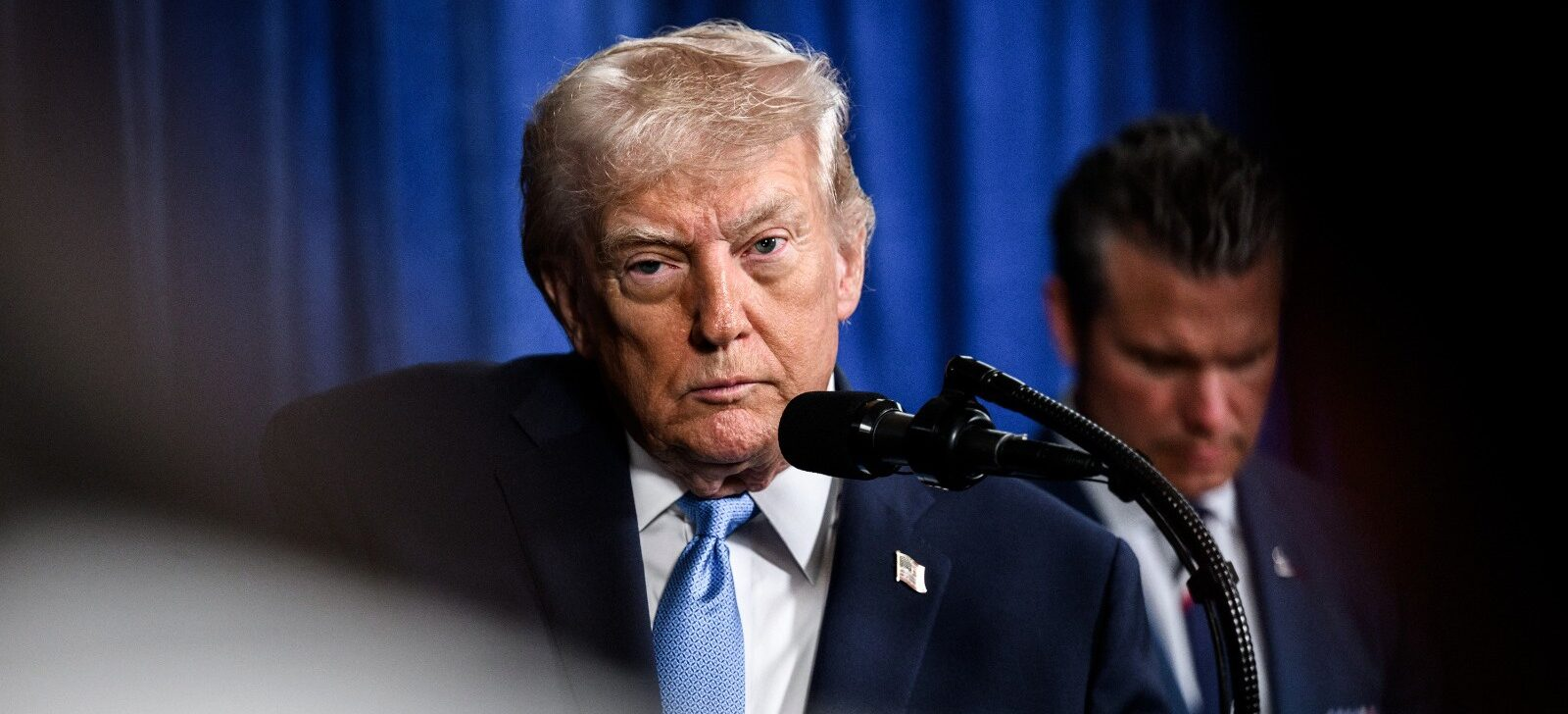 Aliança entre Big Techs e Trump acende alerta para eleições de 2026 no Brasil