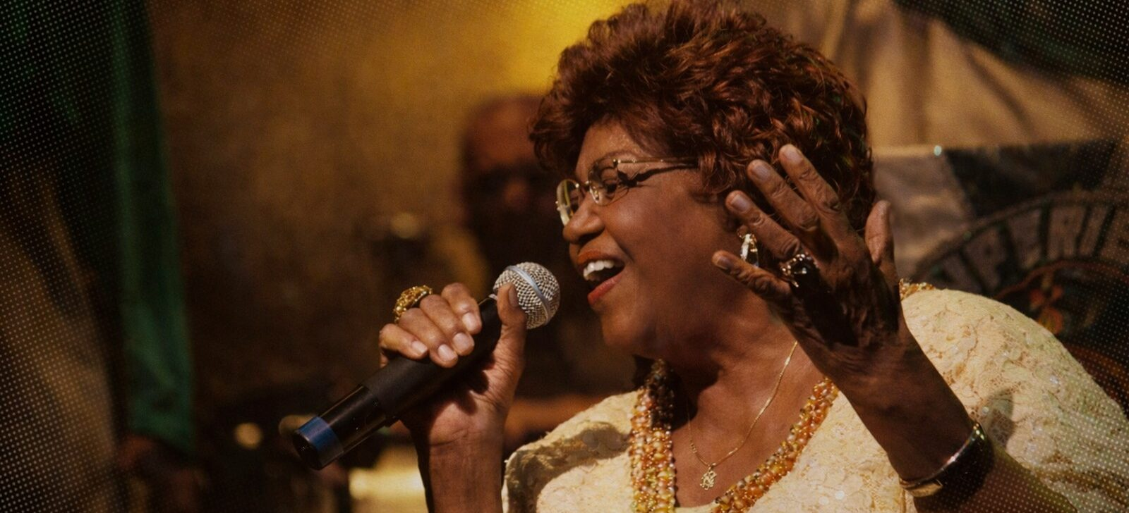 No momento, você está visualizando Ivone Lara: conheça a primeira mulher a gravar um samba-enredo no Brasil