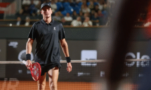 Leia mais sobre o artigo Rio Open: João Fonseca mira final nas duplas após queda em simples