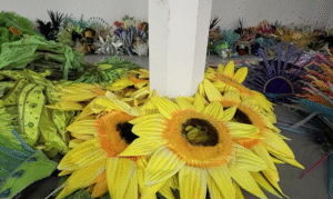 Leia mais sobre o artigo Projeto reaproveita fantasias da Sapucaí para novos foliões