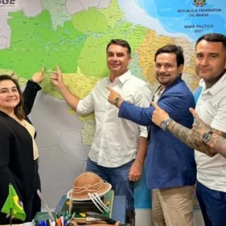 PL Amazonas reúne com Flávio Bolsonaro e traça estratégias da pré-campanha no Estado