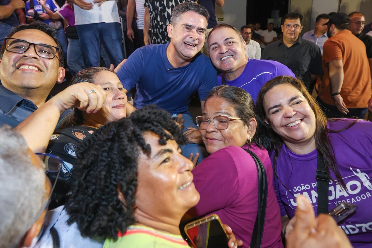 No momento, você está visualizando David Almeida reúne mais de 500 lideranças na zona Oeste e apresenta balanço de entregas e novos investimentos